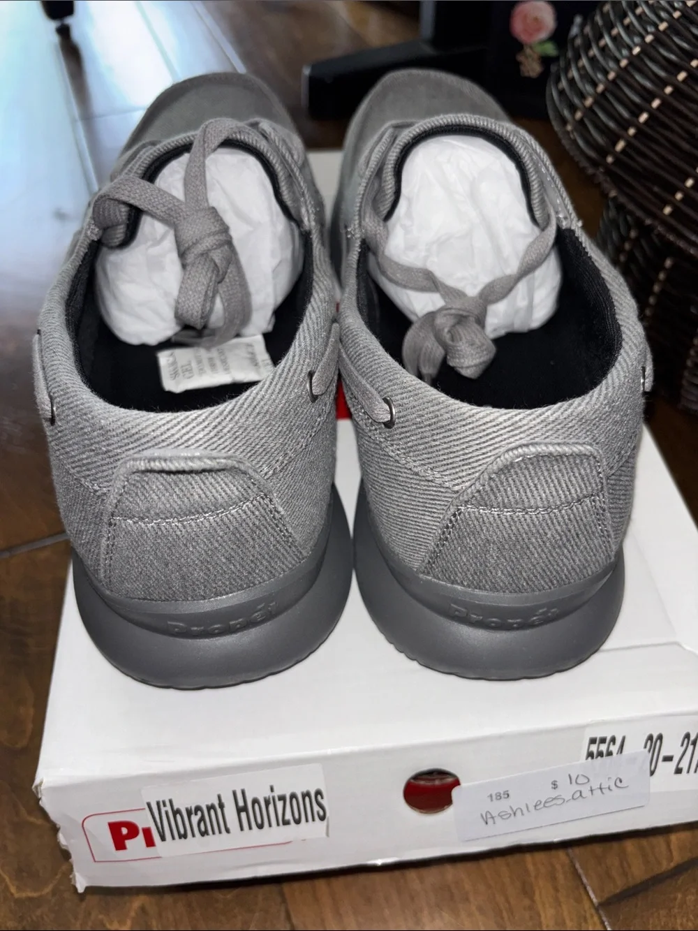 Propet Men’s Casual Gray Canvas Lace-Up Shoe Sz 15W NEW IN BOX